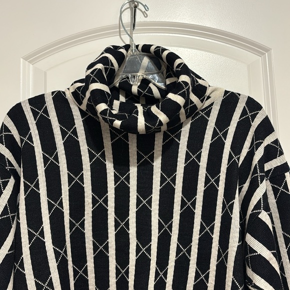 OBERMEYER SPORT “JAILBIRD” Ski/Winter MERINO Wool Sweater Sz M - Picture 5 of 8